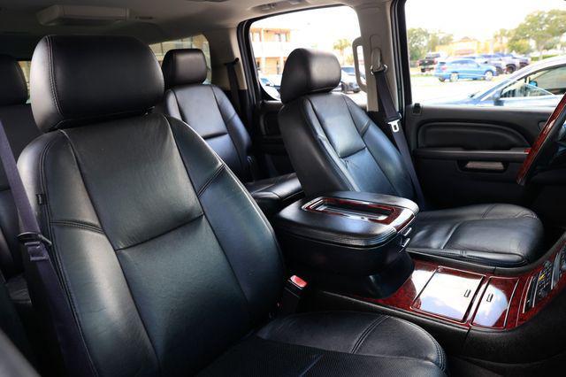 used 2014 Cadillac Escalade ESV car, priced at $12,495