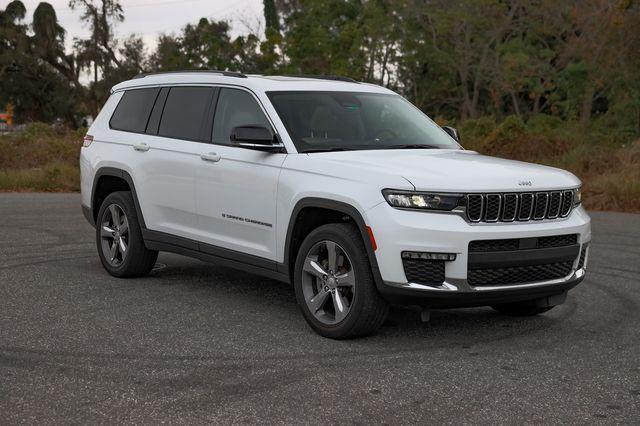 used 2022 Jeep Grand Cherokee L car, priced at $27,995