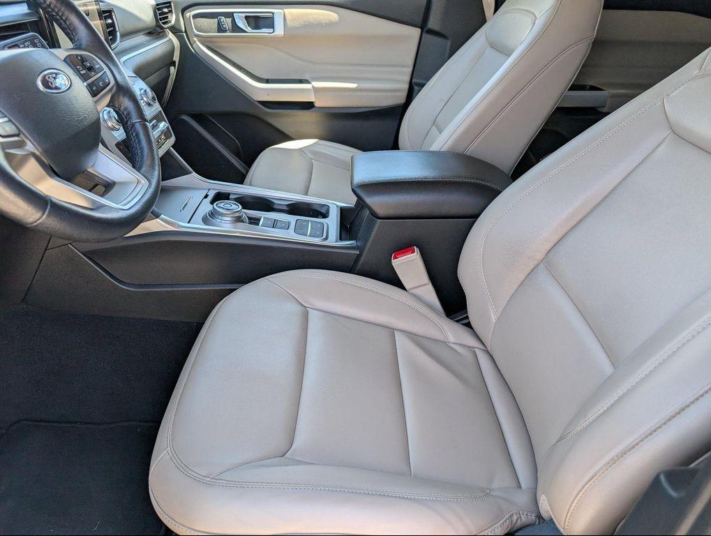 used 2023 Ford Explorer car, priced at $24,900
