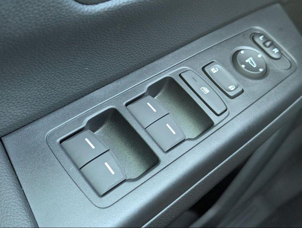 new 2025 Honda CR-V Hybrid car, priced at $38,576