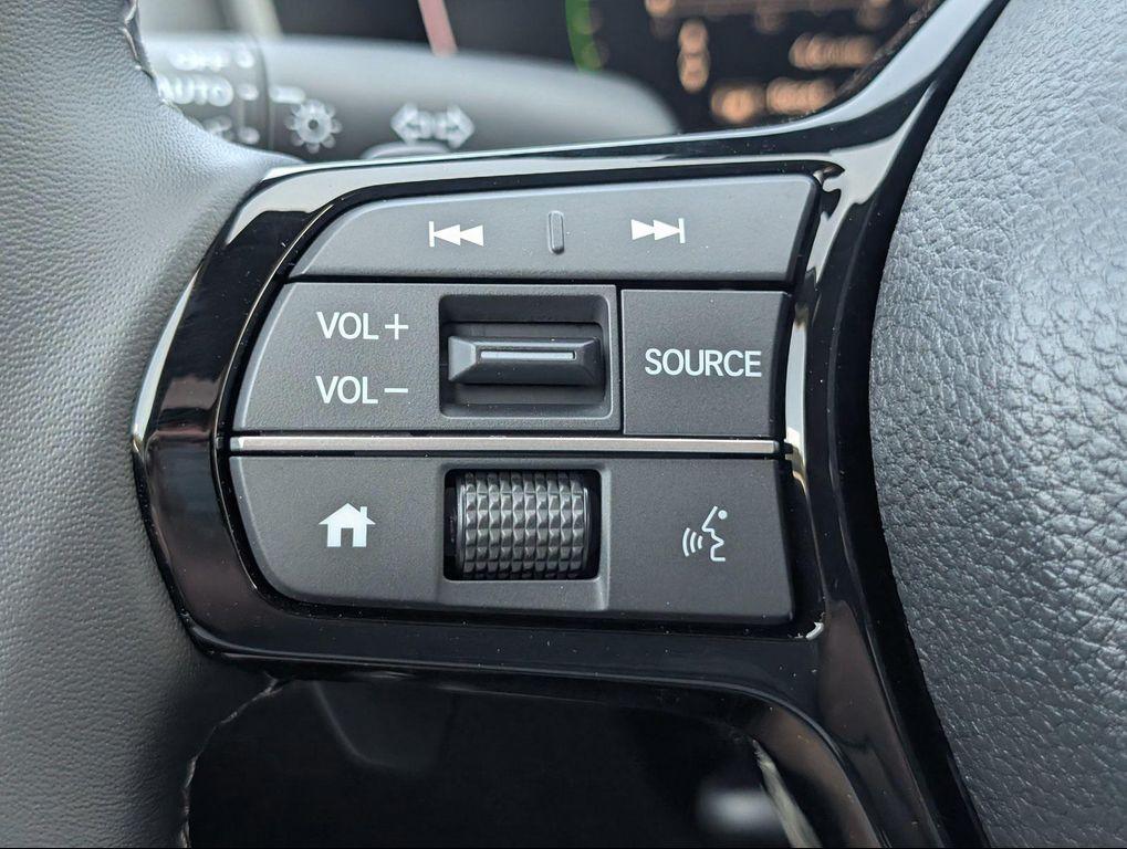 new 2025 Honda Civic Hybrid car, priced at $30,138