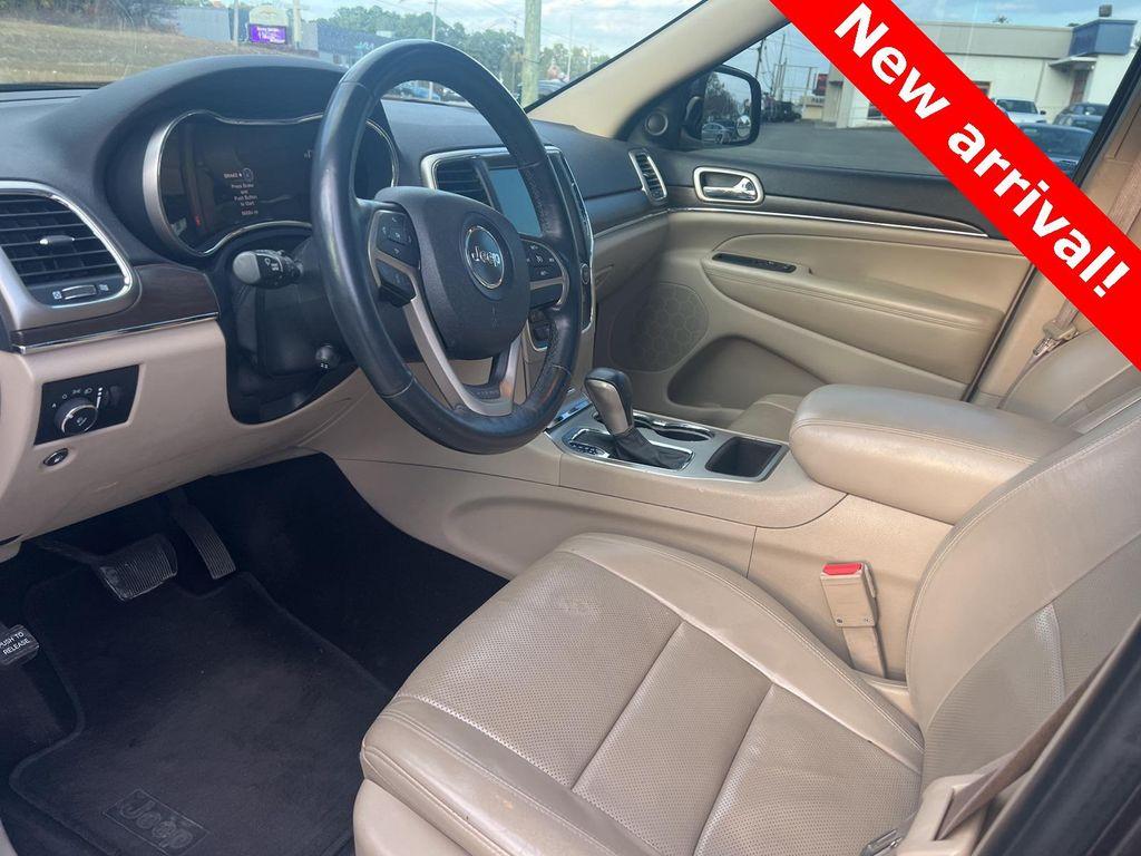 used 2017 Jeep Grand Cherokee car, priced at $15,900