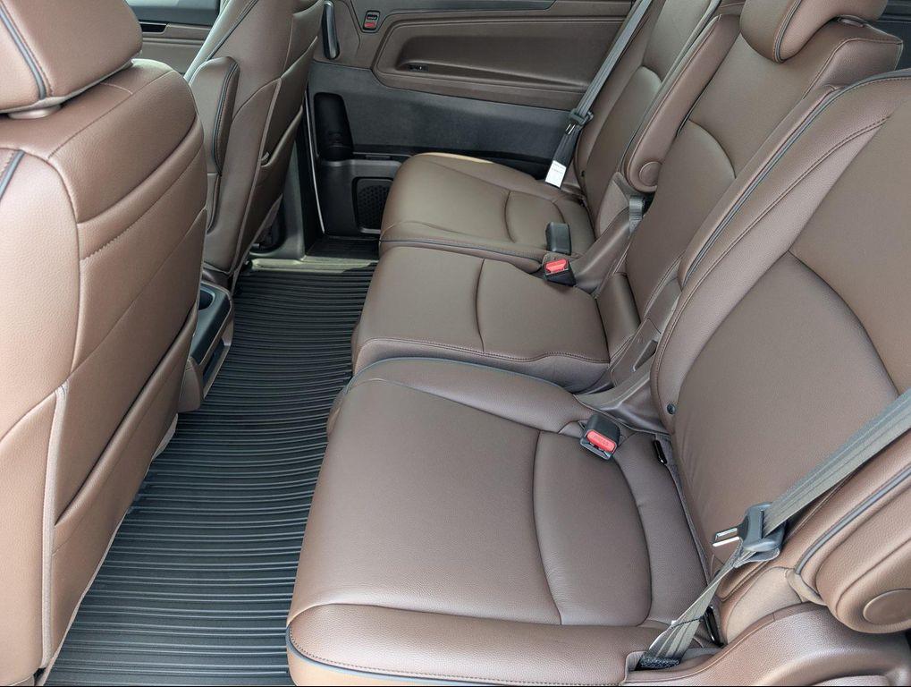 new 2026 Honda Odyssey car, priced at $48,951