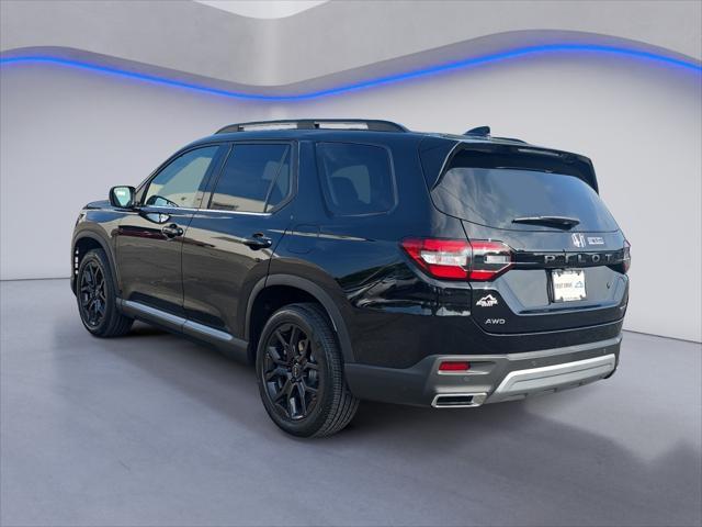 new 2025 Honda Pilot car, priced at $52,950