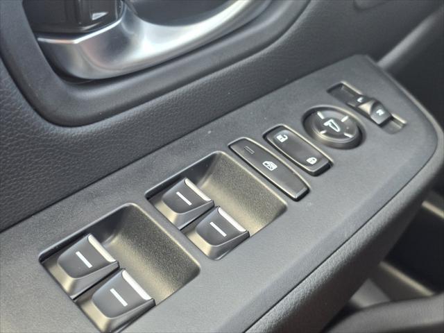 new 2025 Honda Pilot car, priced at $52,950