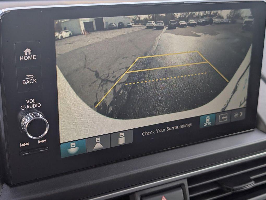 new 2025 Honda Pilot car, priced at $43,405