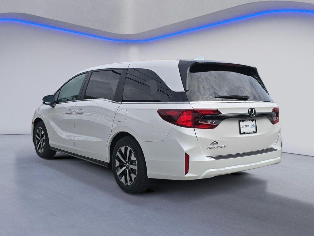 new 2025 Honda Odyssey car, priced at $43,728
