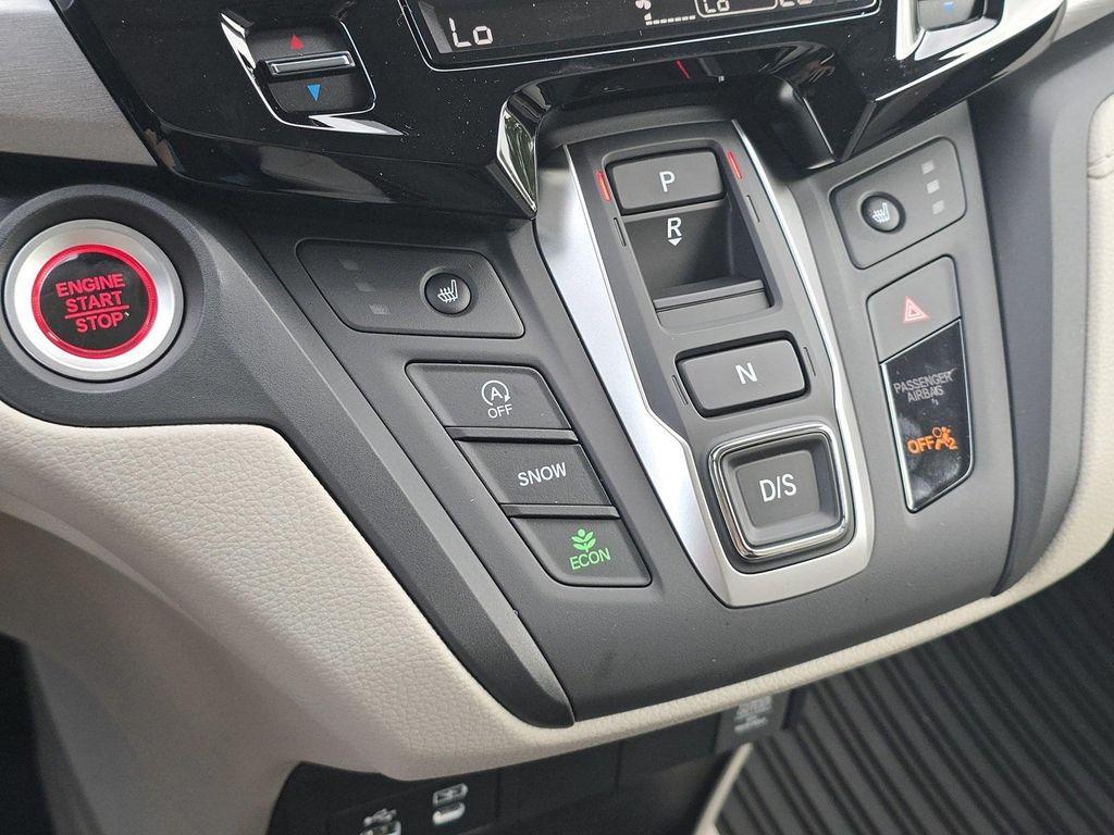 new 2025 Honda Odyssey car, priced at $43,728
