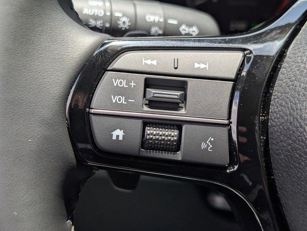 new 2025 Honda Pilot car, priced at $47,128