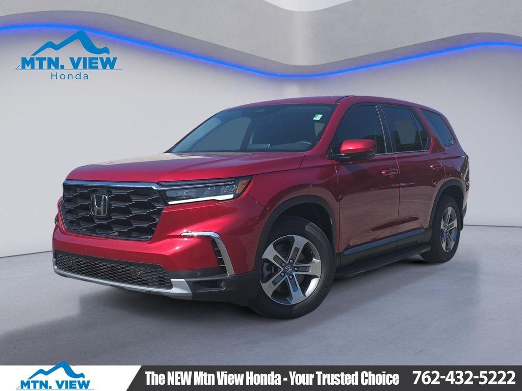 new 2025 Honda Pilot car, priced at $45,800