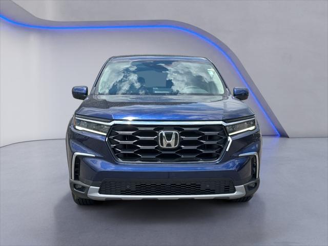 new 2025 Honda Pilot car, priced at $46,645