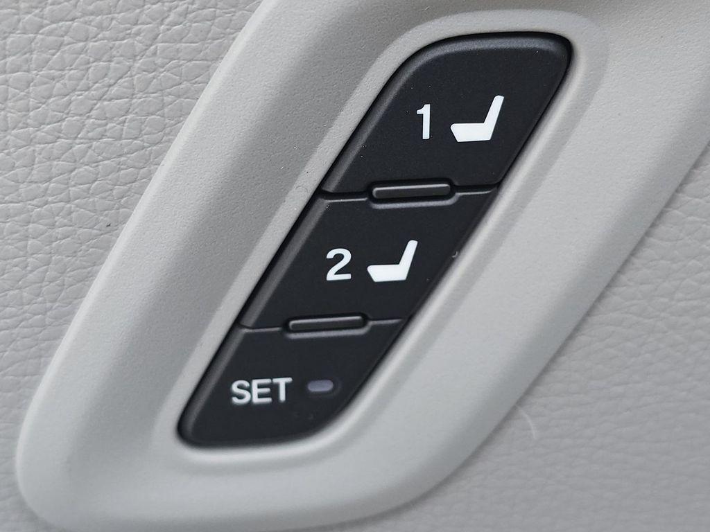 new 2025 Honda Pilot car, priced at $45,000