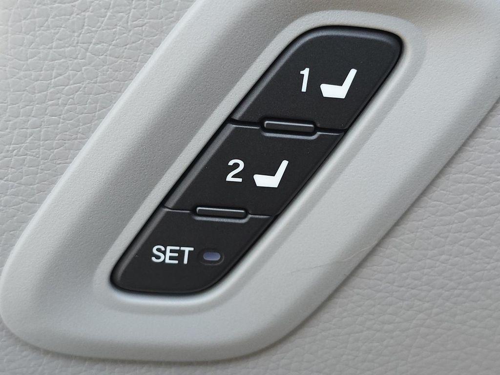 new 2025 Honda Pilot car, priced at $44,751