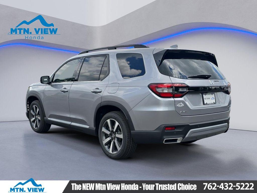 new 2025 Honda Pilot car, priced at $48,500