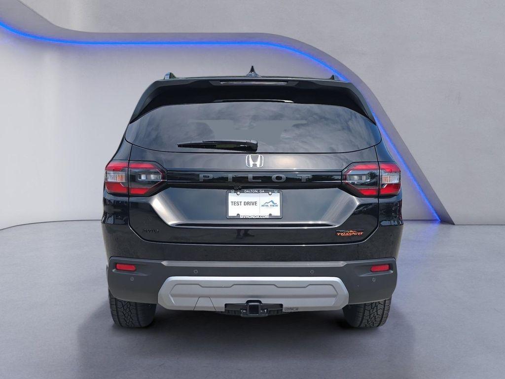 new 2025 Honda Pilot car, priced at $50,895