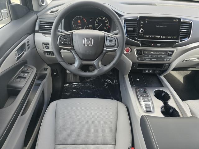 new 2025 Honda Ridgeline car, priced at $44,885