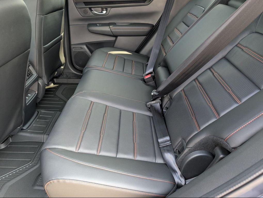 new 2026 Honda CR-V Hybrid car, priced at $40,371
