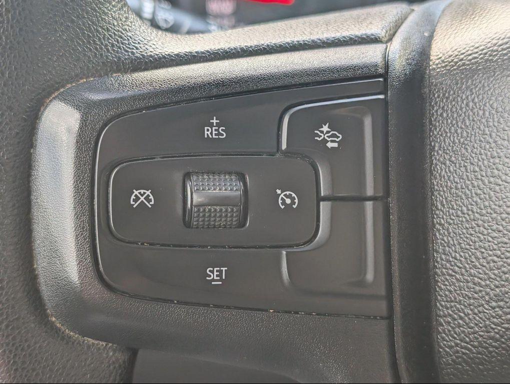 used 2022 Chevrolet Silverado 1500 car, priced at $24,900