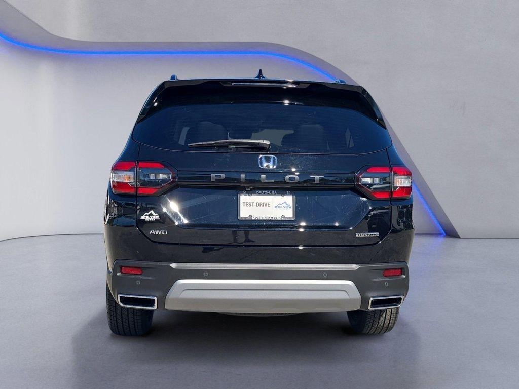 new 2025 Honda Pilot car, priced at $52,995