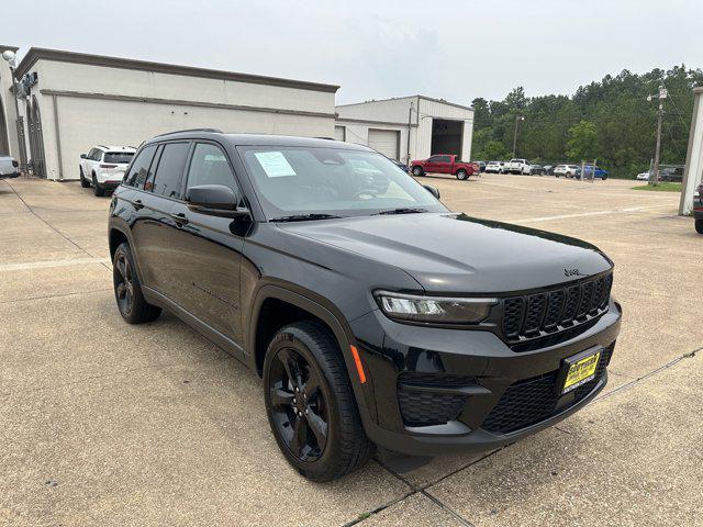 used 2022 Jeep Grand Cherokee car, priced at $33,995