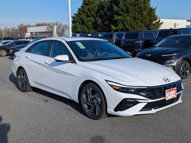 new 2025 Hyundai Elantra car, priced at $25,324