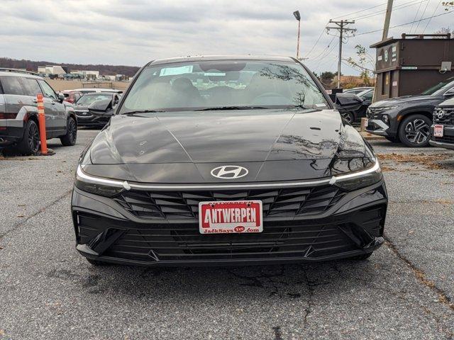 new 2025 Hyundai Elantra car, priced at $22,432