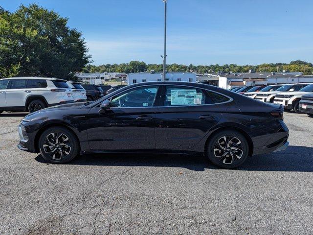 new 2024 Hyundai Sonata car, priced at $27,012