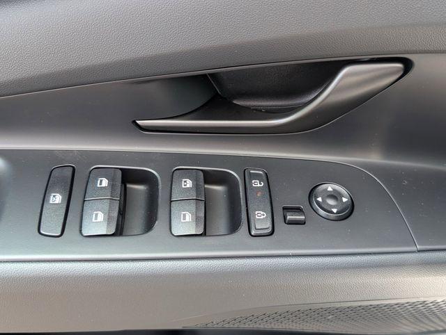 new 2025 Hyundai Elantra car, priced at $24,225