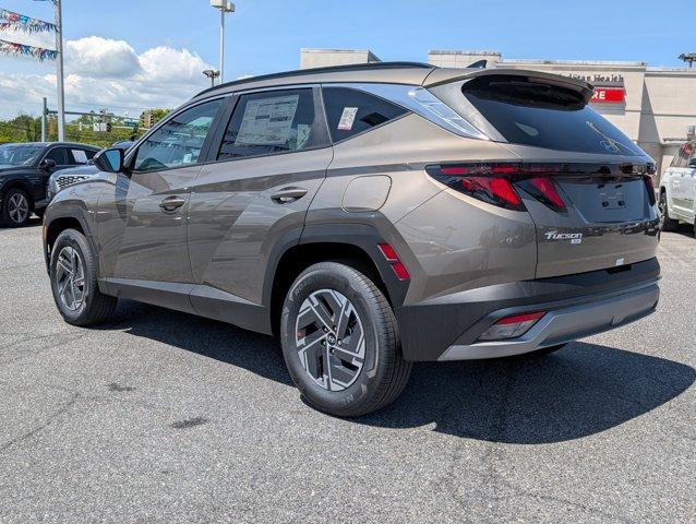 new 2025 Hyundai TUCSON Hybrid car, priced at $33,161