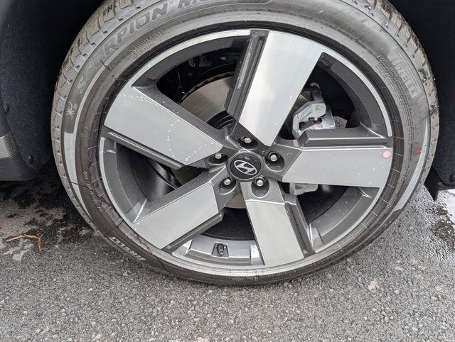 new 2026 Hyundai SANTA FE HEV car, priced at $44,704