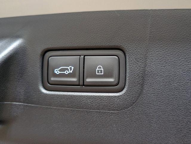 new 2026 Hyundai SANTA FE HEV car, priced at $47,827