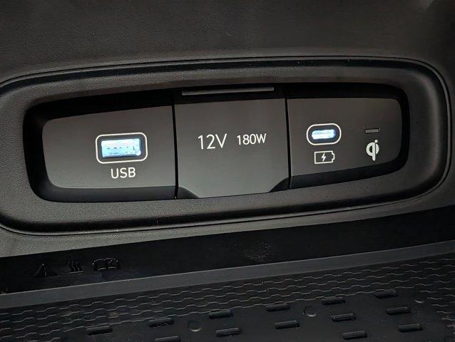 new 2025 Hyundai Venue car, priced at $23,576
