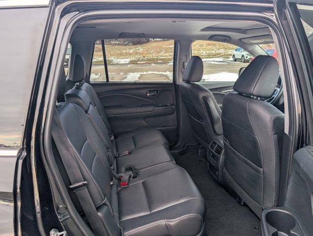 used 2022 Honda Pilot car, priced at $28,184