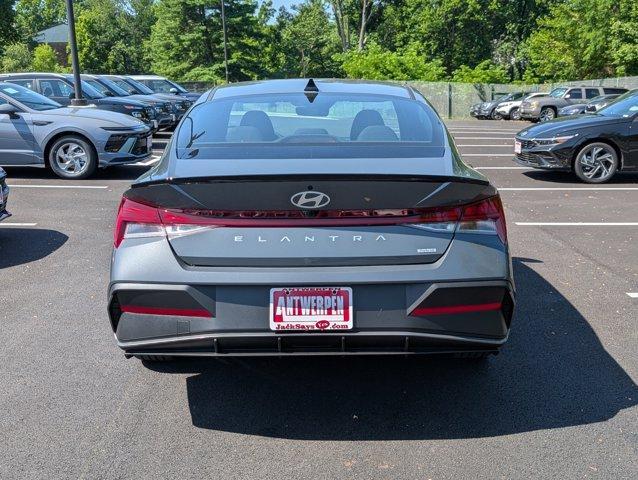 new 2025 Hyundai ELANTRA HEV car, priced at $25,749