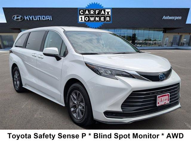 used 2024 Toyota Sienna car, priced at $43,777
