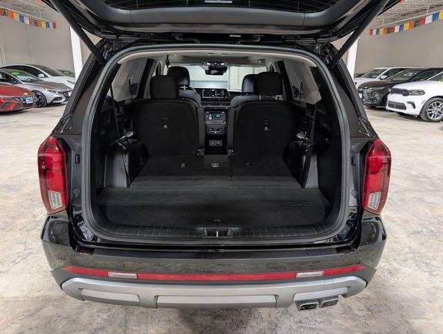 used 2023 Hyundai Palisade car, priced at $37,044