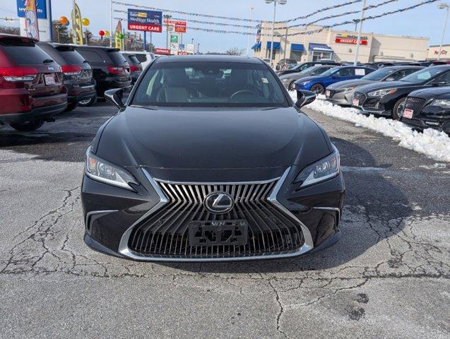 used 2019 Lexus ES 350 car, priced at $29,334