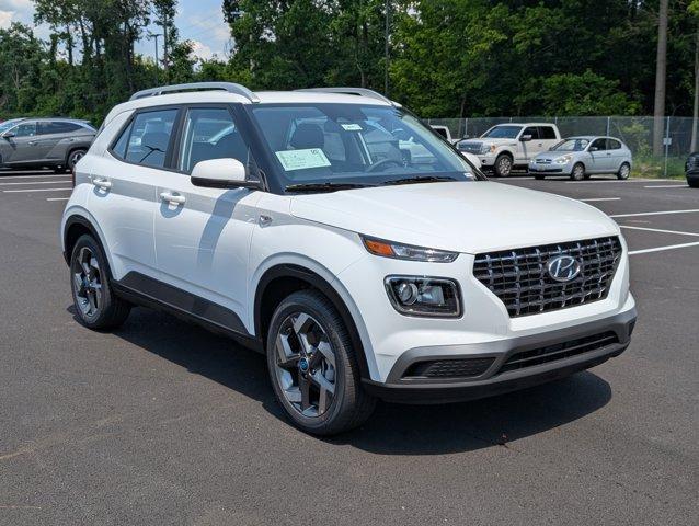 new 2025 Hyundai Venue car, priced at $22,435