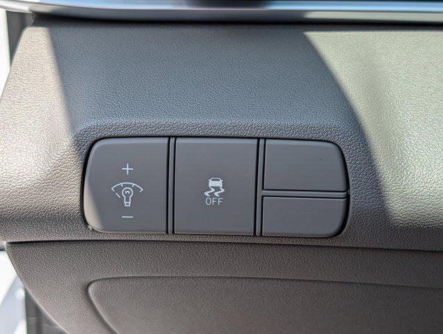new 2025 Hyundai Elantra car, priced at $23,370