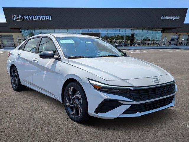 new 2025 Hyundai Elantra car, priced at $21,034
