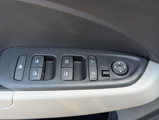 new 2025 Hyundai Venue car, priced at $23,172