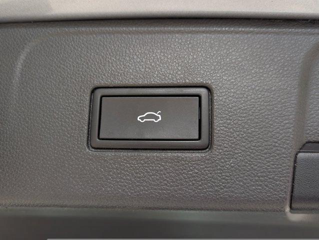 used 2021 Volkswagen Atlas car, priced at $28,044