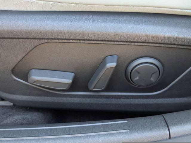 new 2025 Hyundai ELANTRA HEV car, priced at $26,404