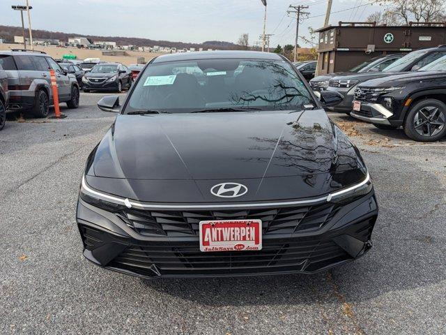 new 2025 Hyundai Elantra car, priced at $22,432