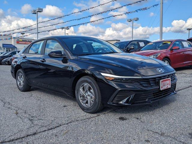 new 2025 Hyundai Elantra car, priced at $21,600