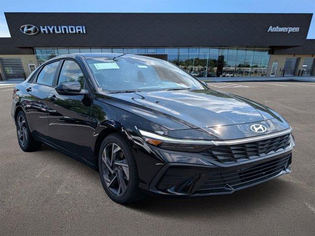 new 2025 Hyundai Elantra car, priced at $22,777