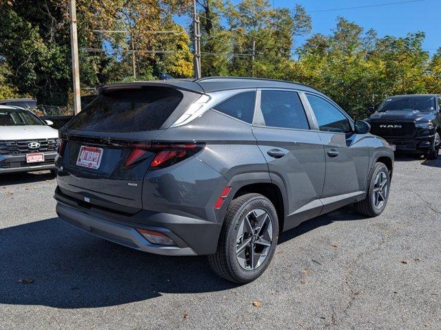 new 2025 Hyundai Tucson car, priced at $31,197