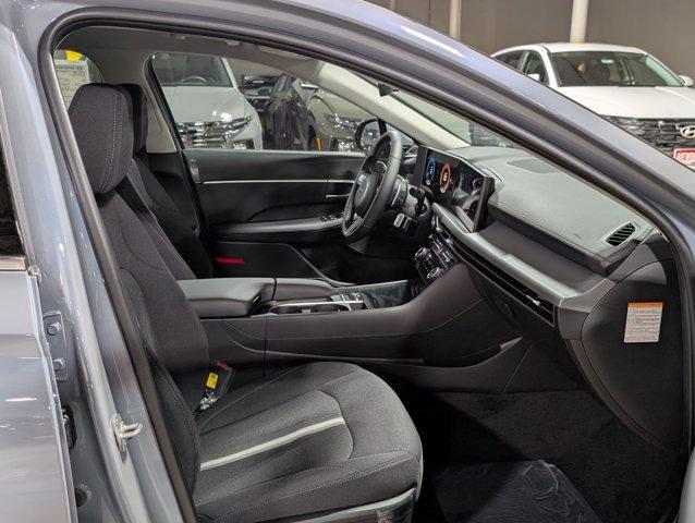 new 2025 Hyundai Sonata Hybrid car, priced at $30,677