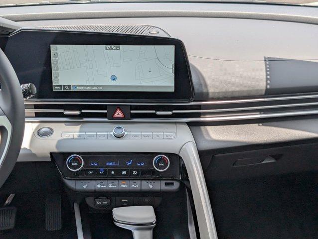 new 2025 Hyundai Elantra car, priced at $25,937
