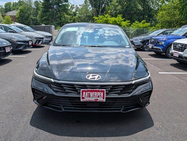 new 2025 Hyundai Elantra car, priced at $25,937
